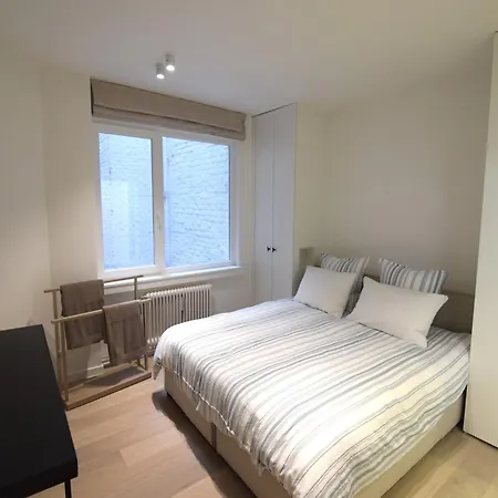 In With Sea View, Cleaning Included *
